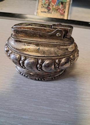 Вінтажну настільну запальничку ronson crown (модель 1949–1954 років), виготовлену в англії.