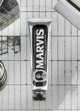Зубна паста marvis amarelli licorice mint