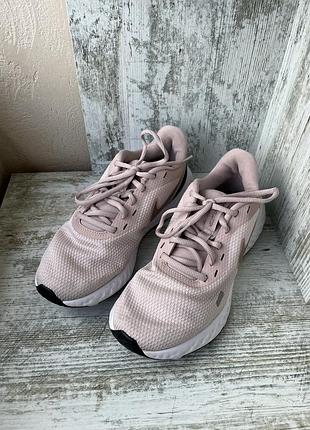Жіночі кросівки nike