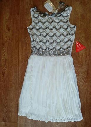 Нарядное платье