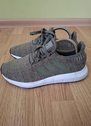Кроссовки adidas 40.5p