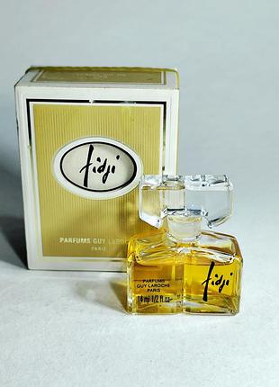 Винтажный парфюм fidji от французского кутюрье guy laroche во флаконе объемом 14 мл (1/2 fl. oz).