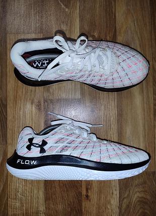 Жіночі кросівки under armour р.39-40