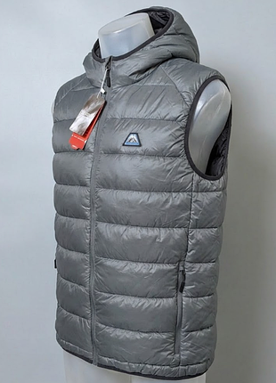 Мужская спортивная безрукавка 33 000 ft. mapamyumco men's puffer lightweight vest with hood размеры l-xl-xl-3xl