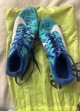 Шиповки для бігу nike
