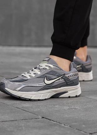 Nike initiator 6