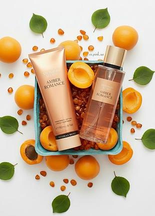 Набір victoria’s secret amber romance оригінал парфумований спрей та лосьйон для тіла вікторія сікрет вс vs