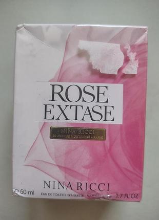 Nina ricci rose extase