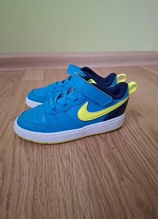 Кроссовки nike 26p