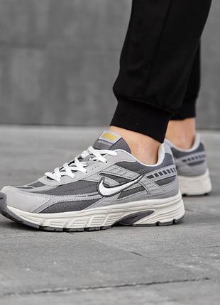 Nike initiator 6