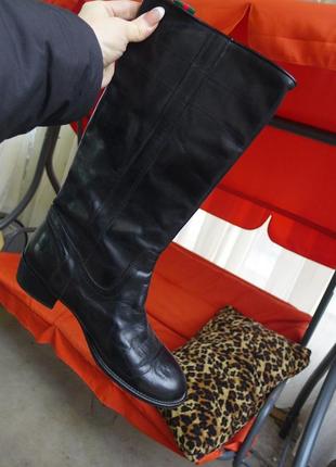 Сапоги  италия осенние  размер 40 шикарные