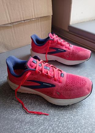 Кросівки brooks launch 9 2022