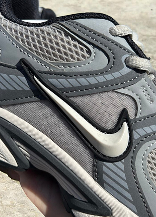 Мужские кроссовки nike v5 runner 3