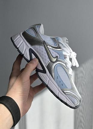 Nike v5 rnr
• white / silver / light blue