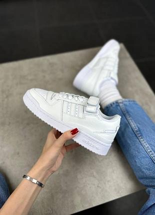 Adidas forum low triple white кроссовки