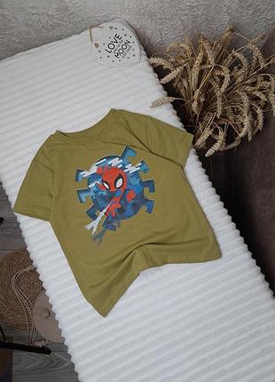 Футболка людина павук від marvel disney  5-6 років