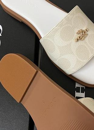 Шльопанці coach шльопки коач