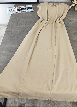 Стильное трикотажное бежевое платье river island