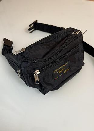 Чоловіча сумка бананка