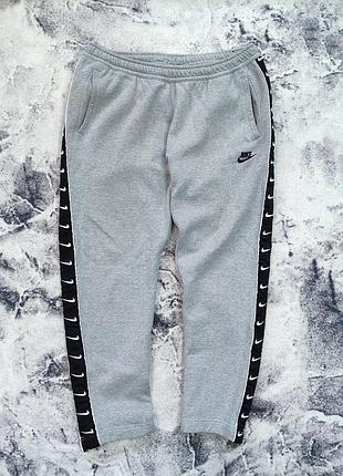 Nike брюки спортивные серые на лампасах найк