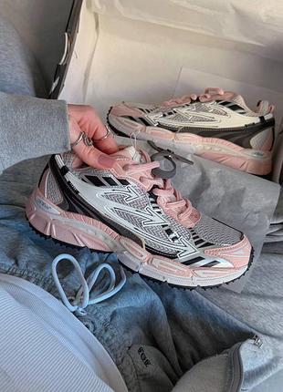 Be right back “light pink”