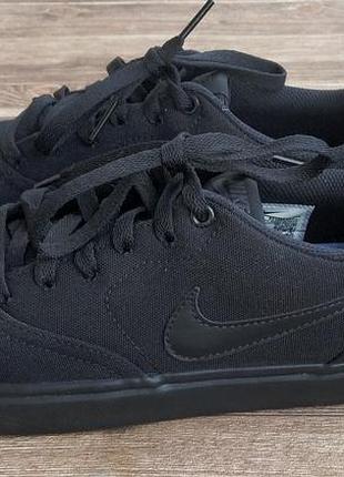 Кроссовки nike sb check solarsoft canvas. размер 40.