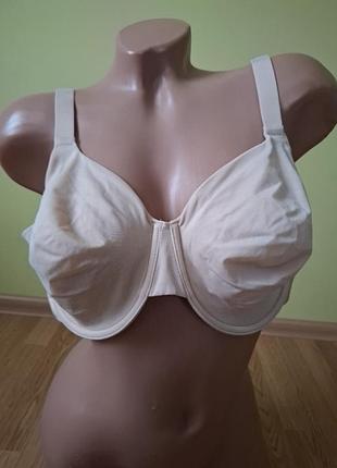 Бюстгальтер 90d