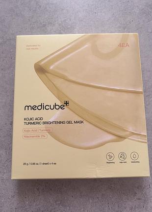 Осветляющая гель-маска medicube kojic acid turmeric brightening gel mask 1 шт 28 g для сияния и выравнивания тона кожи