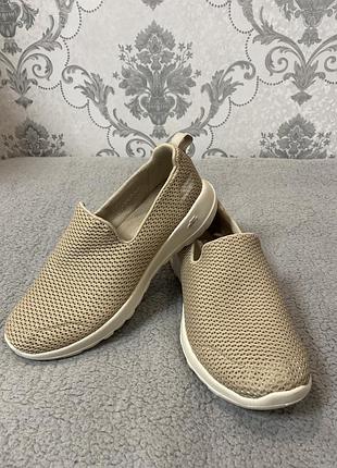 Жіночі skechers