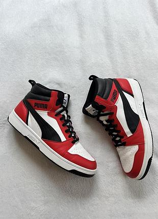 Кроссовки демисезонные фирмы puma 45размера  по стельке 29,5 см