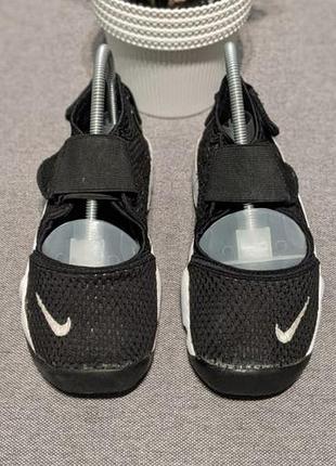Летние кроссовки nike
