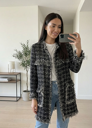 Твидовый удлиненный пиджак жакет гуся лапка бахрома zara 
легкое женское пальто zara 
кардиган zara