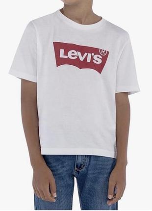 Нова футболка levi’s classic batwing 10-12 років 132-147 см