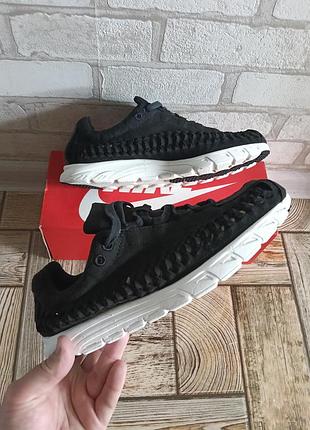 Легенькі кросівки nike mayfly woven