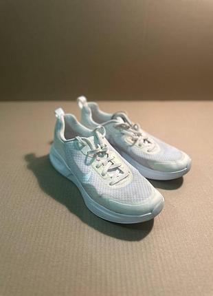 Кроссовки женские nike