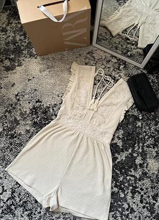 Ніжний комбінезон «zara» з відкритою спиною на завʼязці