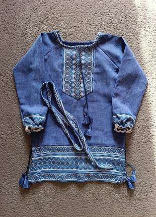 Сукня вишиванка на 4-5 років