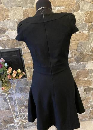 Чёрное тёплое платье с коротким рукавом2 фото