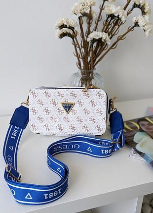 Сумочка guess кросс-боди мини лого белый+синий есть