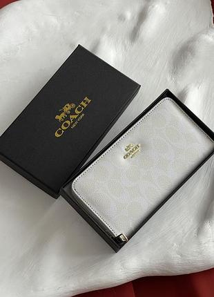 Кошелек coach большая надпись белая есть