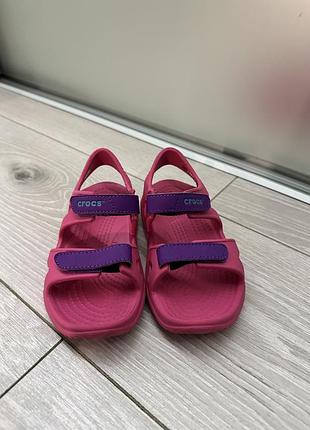 Босоніжки crocs c10 27
