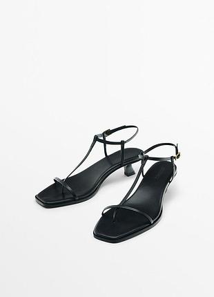 Босоножки на шпильке massimo dutti
