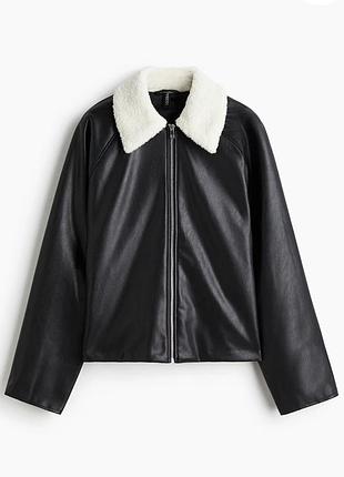 Куртка - ветровка из эко кожи черного цвета h&amp;m