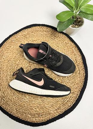 Кросівки nike для дівчинки