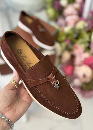 Замшевые женские лоферы коричневые шоколад loro piana