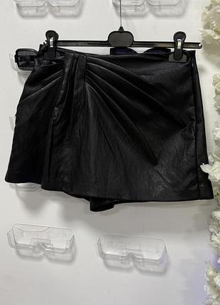 Спідниця-шорти з еко-шкіри zara