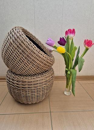 Кашпо з ротангу ручної роботи