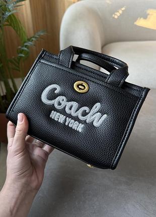 Женская сумка coach cargo tote bag 20 white белая