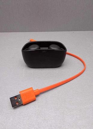 Наушники bluetooth-гарнитура б/у jbl wave buds