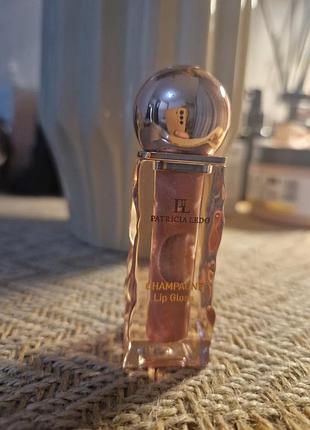 Блиск для губ від бренду patricia ledo з колекції champagne.